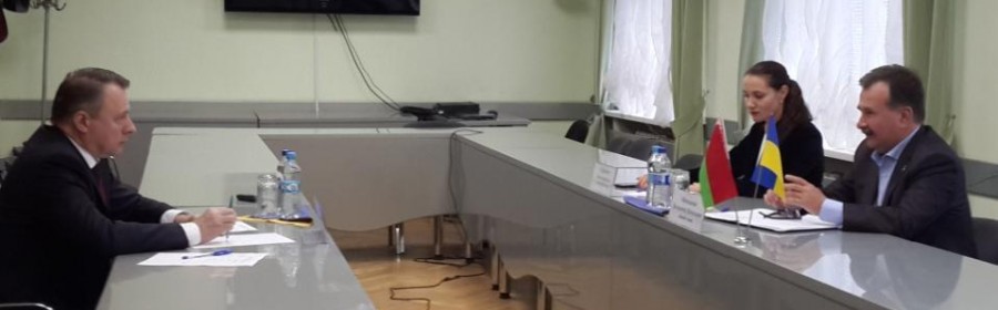 Херсон запропонував Білорусі співпрацю у виробництві комунальної техніки