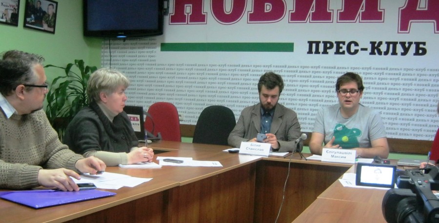 Выборы на Херсонщине: игнор избирателей и власти Выборы на Херсонщине: игнор избирателей и власти