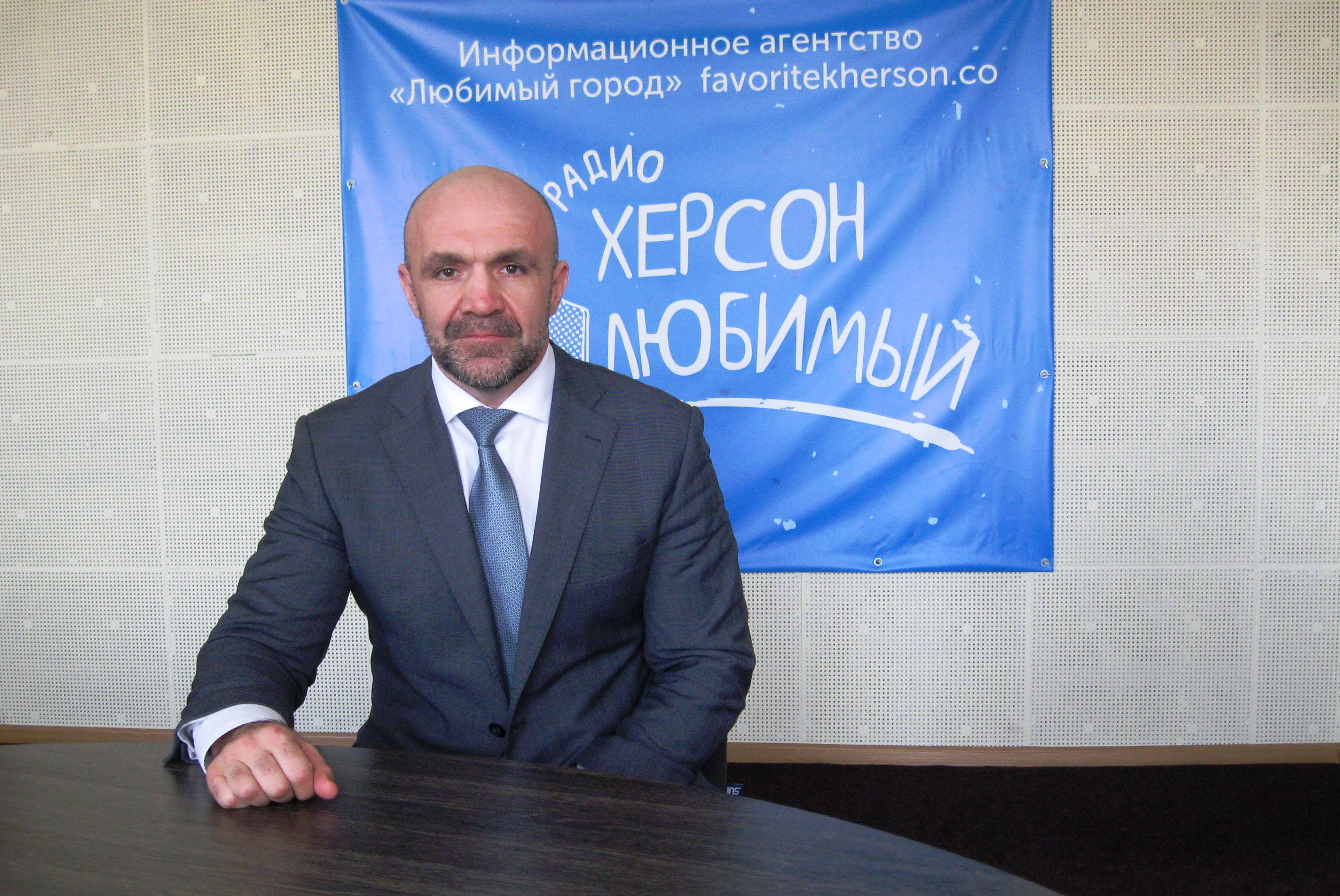 Скромно и со вкусом: глава Херсонского облсовета поздравил себя и всех причастных с годовщиной на должности Скромно и со вкусом: глава Херсонского облсовета поздравил себя и всех причастных с годовщиной на должности