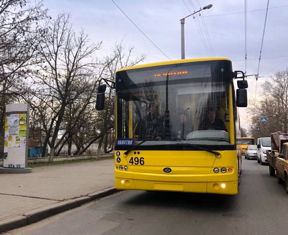 В Херсоне обкатывают новый троллейбус