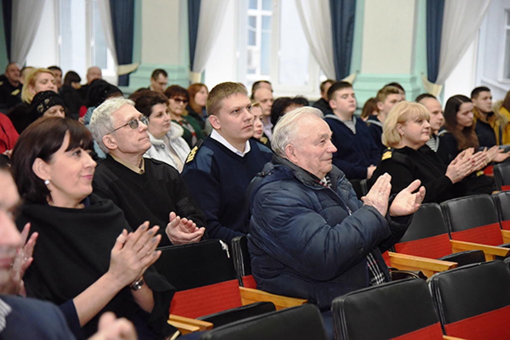 Херсонська морська академія: вибори пройшли, вибором задоволені?