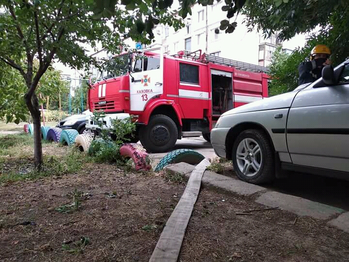 Пока у Херсоні святкували, у Каховці майже не згоріла квартира