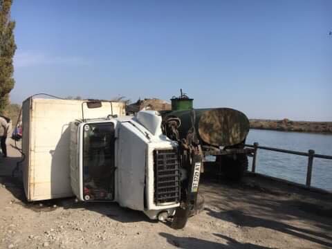 ГАЗон зіткнувся з КАМазом і ГАЗон зіткнувся з КАМазом і