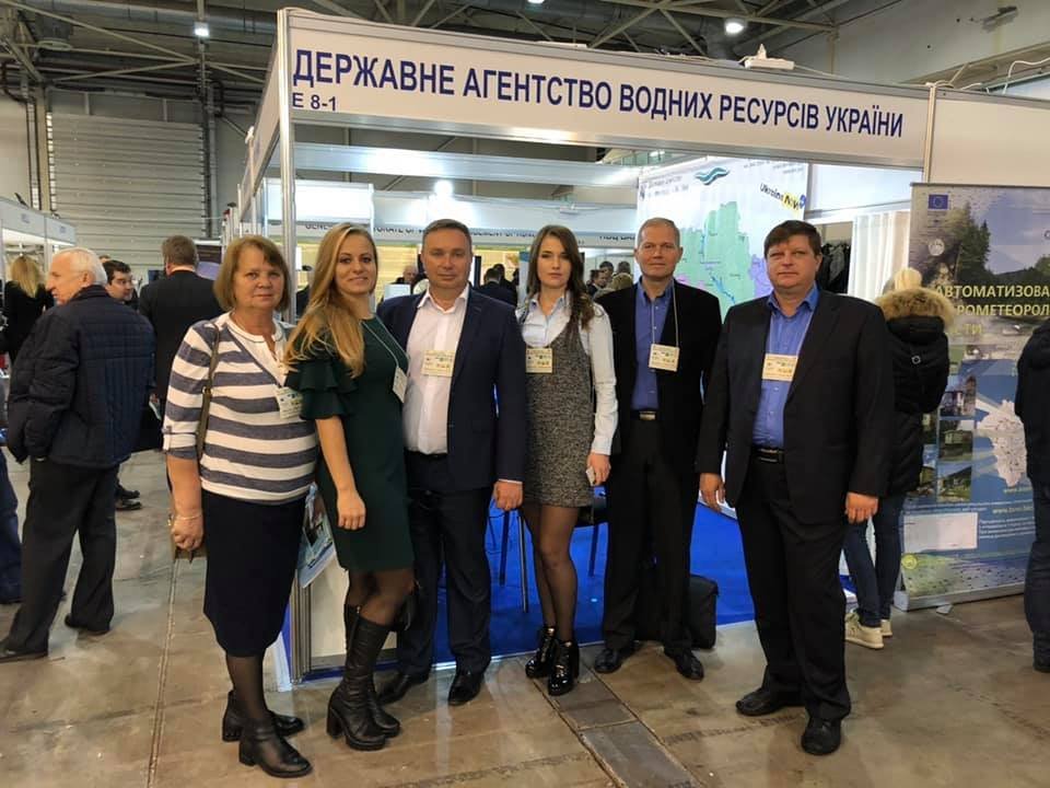 Херсонці в столиці: «Повелителі» водних ресурсів відвідали відвідали XVI форум AQUA UKRAINE – 2018 (ФОТО) Херсонці в столиці: «Повелителі» водних ресурсів відвідали відвідали XVI форум AQUA UKRAINE – 2018 (ФОТО)