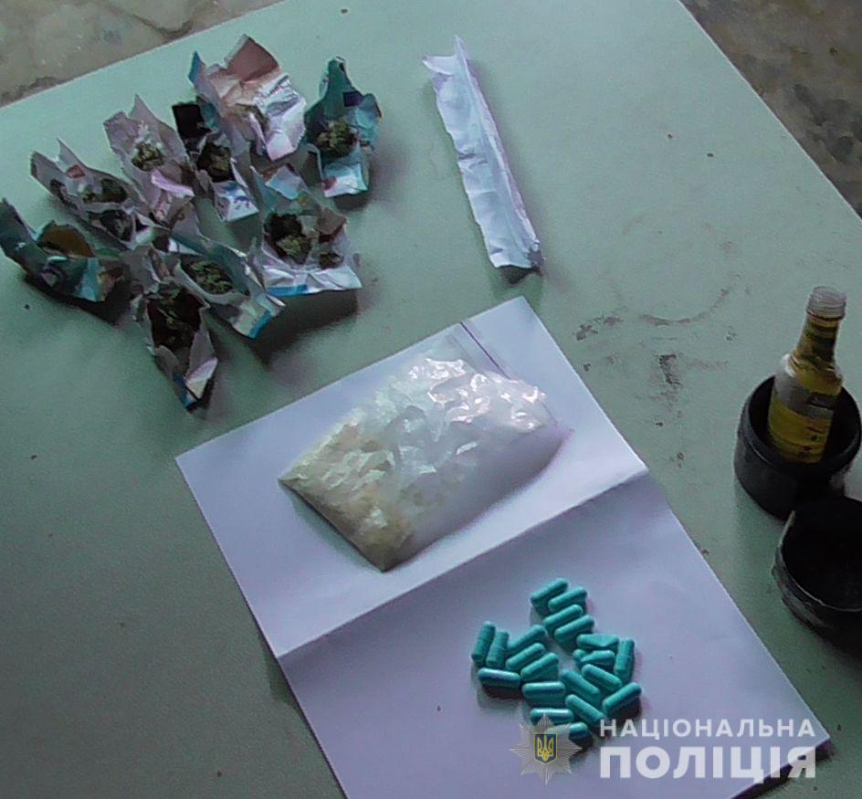 Багатенький скадовчанин отримає строк - назберігав наркотиків на чверть мільйона
