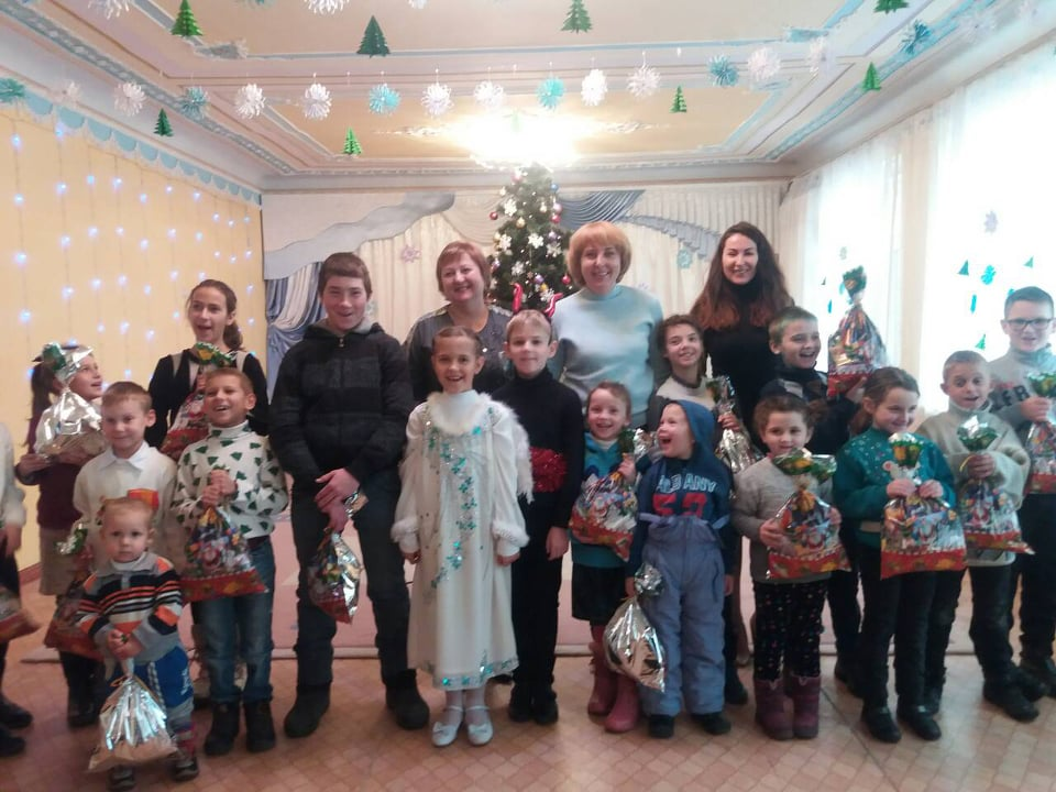 Херсонські школярі подарували 