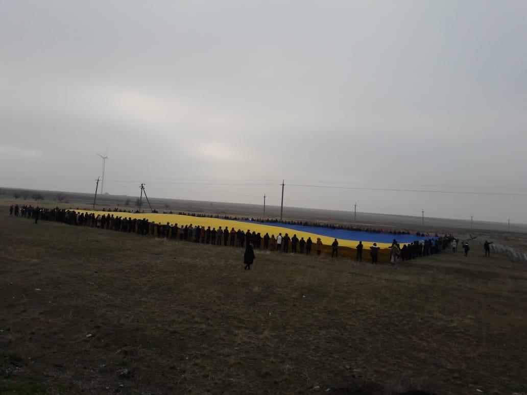 На прикордонних територіях Херсонщини День Соборності відзначили по-особливому – яскраво та патріотично (ФОТО) На прикордонних територіях Херсонщини День Соборності відзначили по-особливому – яскраво та патріотично (ФОТО)