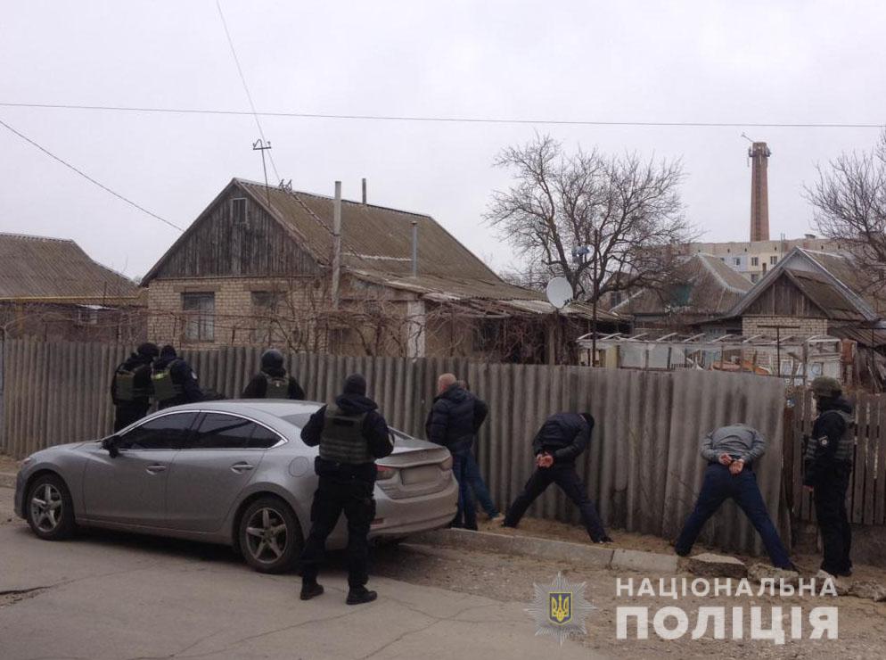 Затримання злочинної групи в Олешках обійшлося без жерт Затримання злочинної групи в Олешках обійшлося без жерт