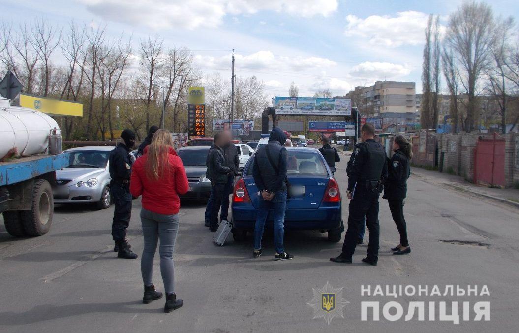 На Херсонщині поліцейські затримали злочинну групу квартирників-гастролерів На Херсонщині поліцейські затримали злочинну групу квартирників-гастролерів