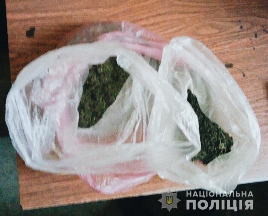 Житель Високопільського району виявився підозрілим не просто так Житель Високопільського району виявився підозрілим не просто так