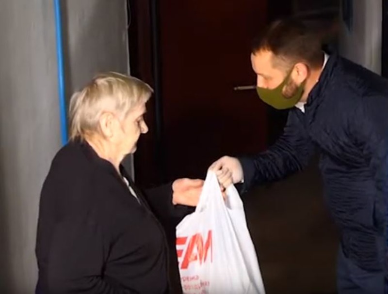 У Херсоні волонтери дбають про самотніх пенсіонерів - ВІДЕО