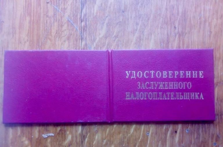 На Херсонщині затримали жінку, яка під виглядом комунальної працівниці обкрадала літніх людей