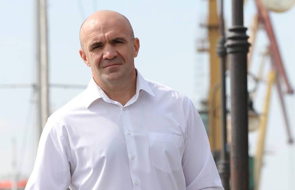Главу Херсонского облсовета Владислава Мангера взяли под арест до 28 июля