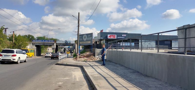 В Херсоне открылся супермаркет, которого так не хотели