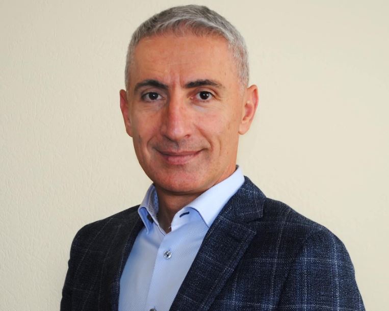 Голова правління АТ “Херсонгаз” Альберт Зангієв балотується у депутати обласної ради