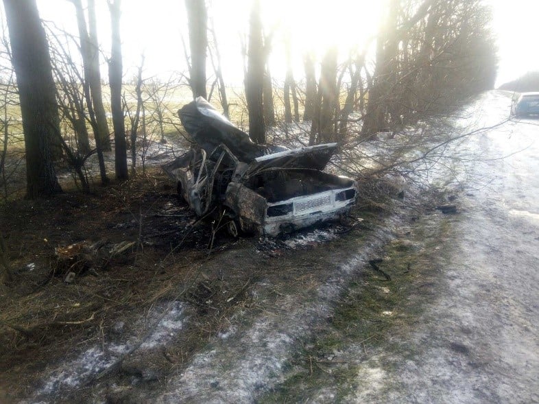 Працівники поліції встановлюють обставини ДТП під Нововоронцовкою