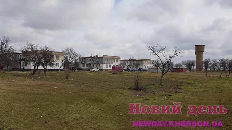 На Херсонщині під час похорону Маші Борисової раніше судимий чоловік намагався вкоротити собі віку
