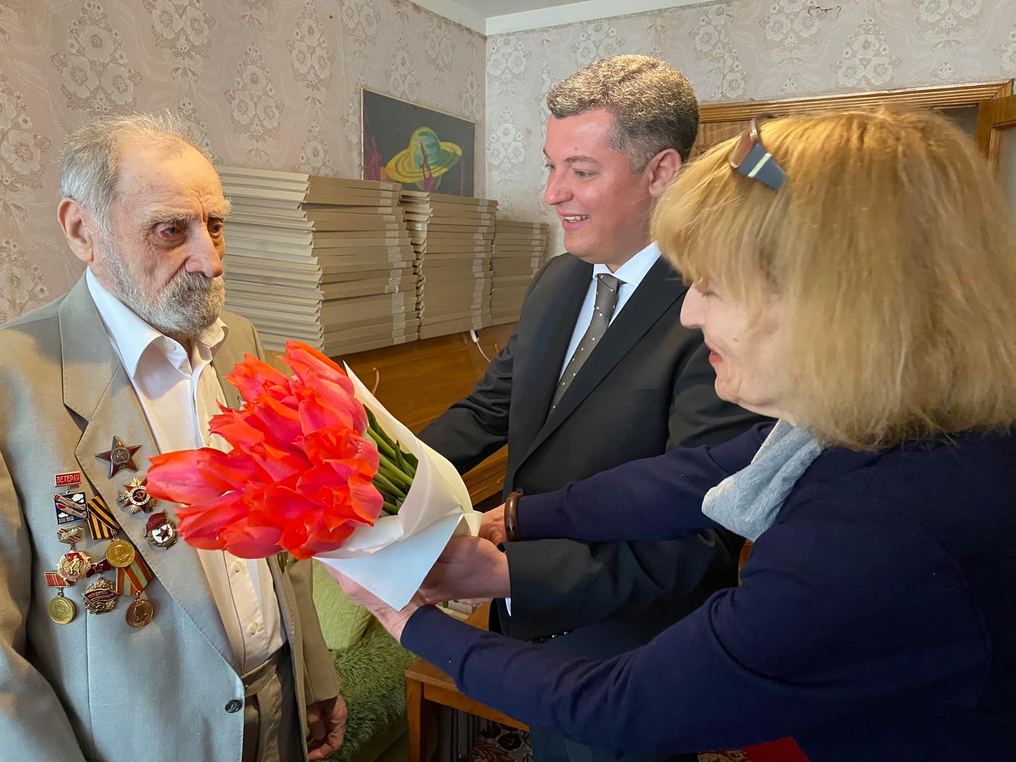 В Херсоне ветеран Второй мировой войны отмечает 100-летний юбилей