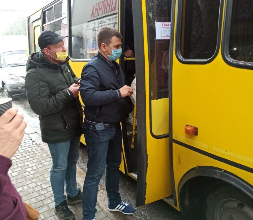 Лише сидячі місця і обов’язкові маски: як працює громадський транспорт Херсона в умовах карантину Лише сидячі місця і обов’язкові маски: як працює громадський транспорт Херсона в умовах карантину