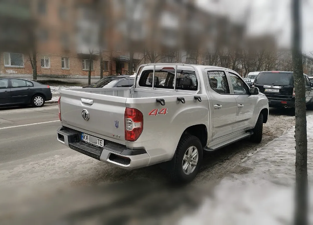 «Муніципальна варта» Херсона придбала 12 пікапів за кошти  місцевого бюджету