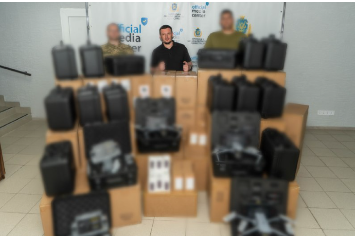 Громади Херсонщини придбали безпілотники для захисників майже на 16 мільйонів гривень Громади Херсонщини придбали безпілотники для захисників майже на 16 мільйонів гривень