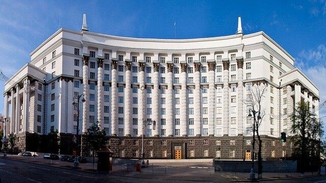Чоловіки від 18 до 22 років зможуть  перетинати кордон