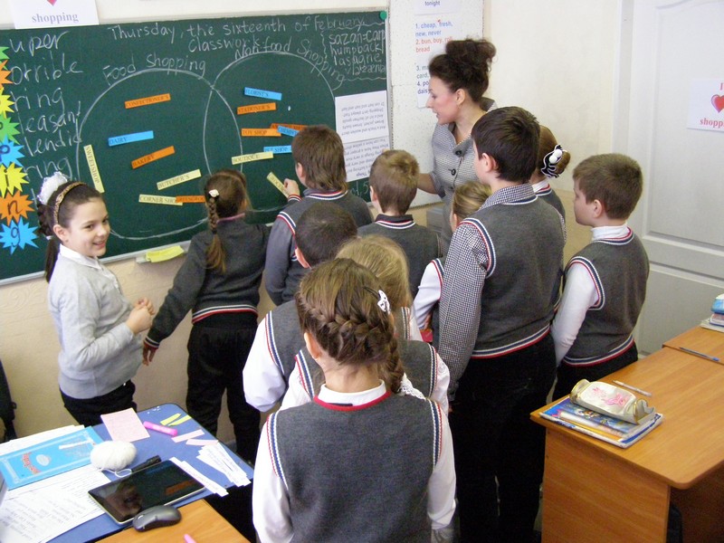 У 2026 році педагогам підвищать заробітну плату