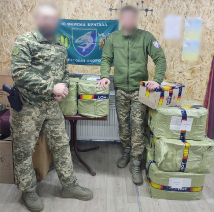 Голопристанська громада придбала для захисників Херсонщини термогрілки